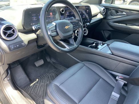 Used 2024 Chevrolet Blazer EV LT AWD/4WD image 6