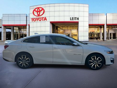 Used 2023 Chevrolet Malibu RS image 4