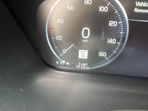 Used 2021 Volvo XC60 T5 Inscription w/ Advanced Package image 2