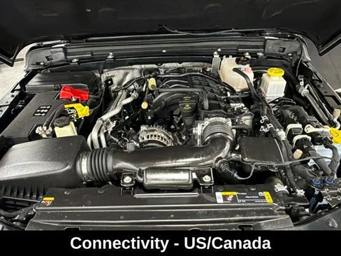 Used 2024 Jeep Gladiator Rubicon AWD/4WD image 28