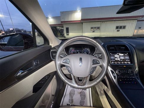 Used 2017 Lincoln MKX Reserve w/ Lincoln MKX Climate Package image 14