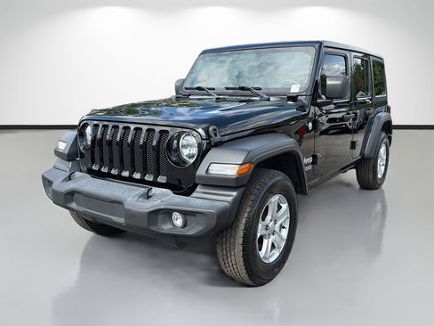 Used 2019 Jeep Wrangler Unlimited Sport S AWD/4WD image 7