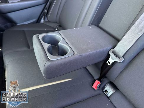 Used 2025 Nissan Rogue S AWD/4WD image 14