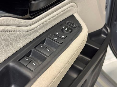 Used 2026 Honda Odyssey Touring image 10