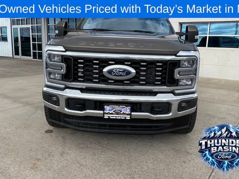 Used 2023 Ford F350 Lariat AWD/4WD image 2