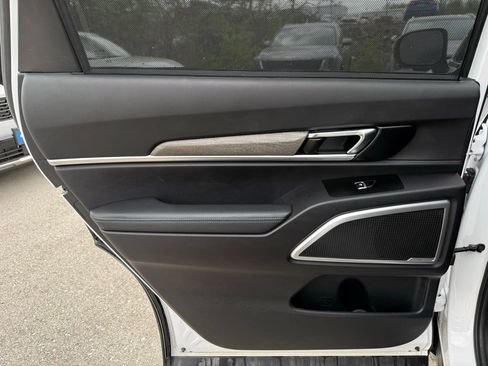 Used 2021 Kia Telluride EX w/ Towing Package image 10