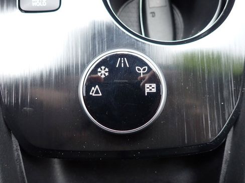 Used 2023 Nissan Rogue SV image 20