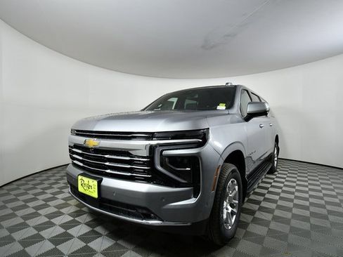 New 2026 Chevrolet Suburban LT w/ Comfort Package image 6