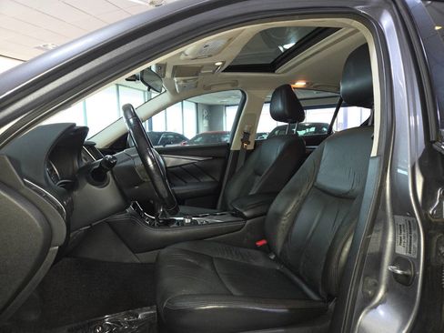 Used 2015 INFINITI Q50 w/ Moonroof Package RWD image 18