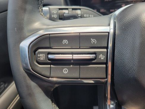 Used 2025 GMC Terrain Elevation AWD/4WD image 18