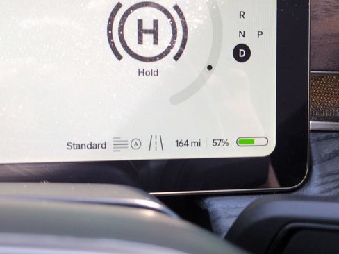 Used 2023 Rivian R1S Adventure AWD/4WD image 16