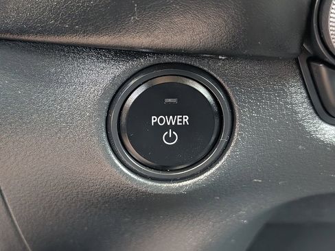 Used 2025 MAZDA CX-50 AWD 2.5 Hybrid w/ Premium Pkg image 31