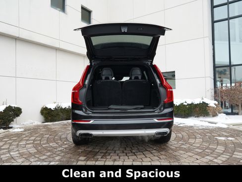 Used 2018 Volvo XC90 T6 Inscription w/ Convenience Package image 16