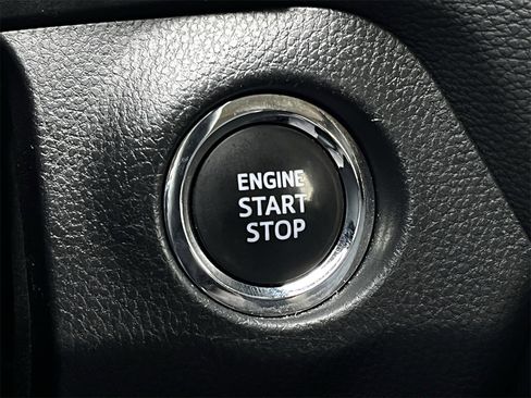 Used 2024 Toyota RAV4 Limited image 19