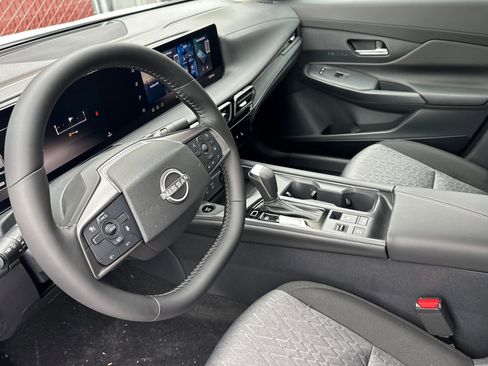 New 2026 Nissan Sentra SV image 10