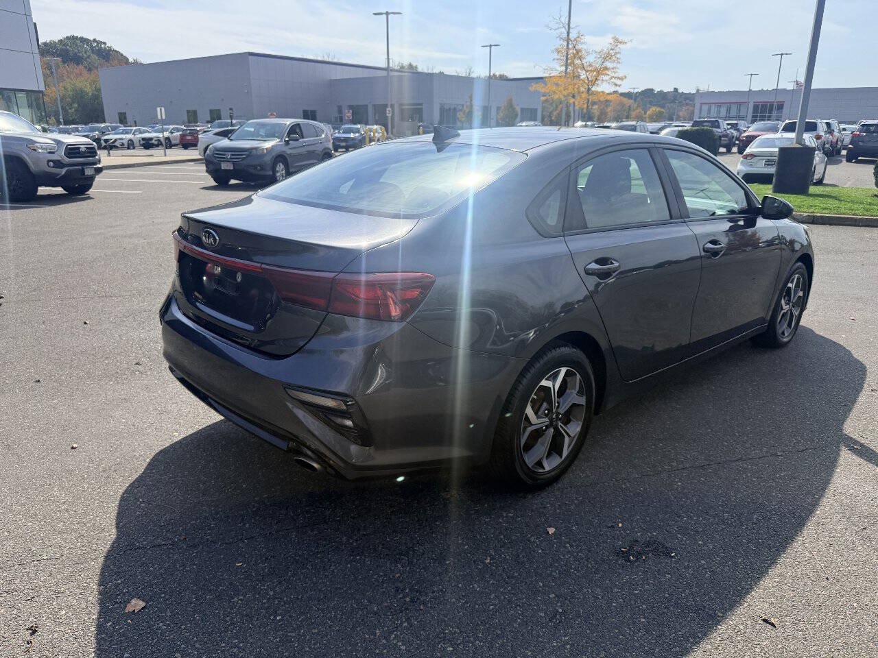 Used 2019 Kia Forte LXS FWD image 8