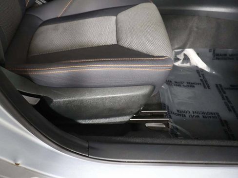 Used 2018 Subaru Crosstrek 2.0i Premium w/ Popular Package #2 AWD/4WD image 28