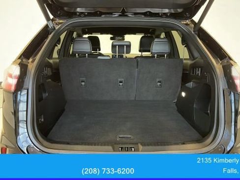 Used 2022 Ford Edge ST-Line w/ Cold Weather Package image 43