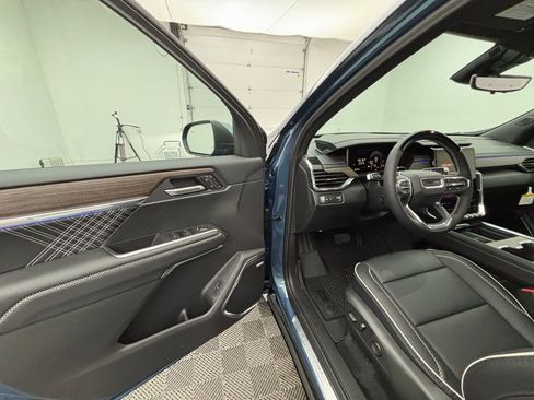 New 2026 GMC Acadia Denali w/ Super Cruise Package image 20