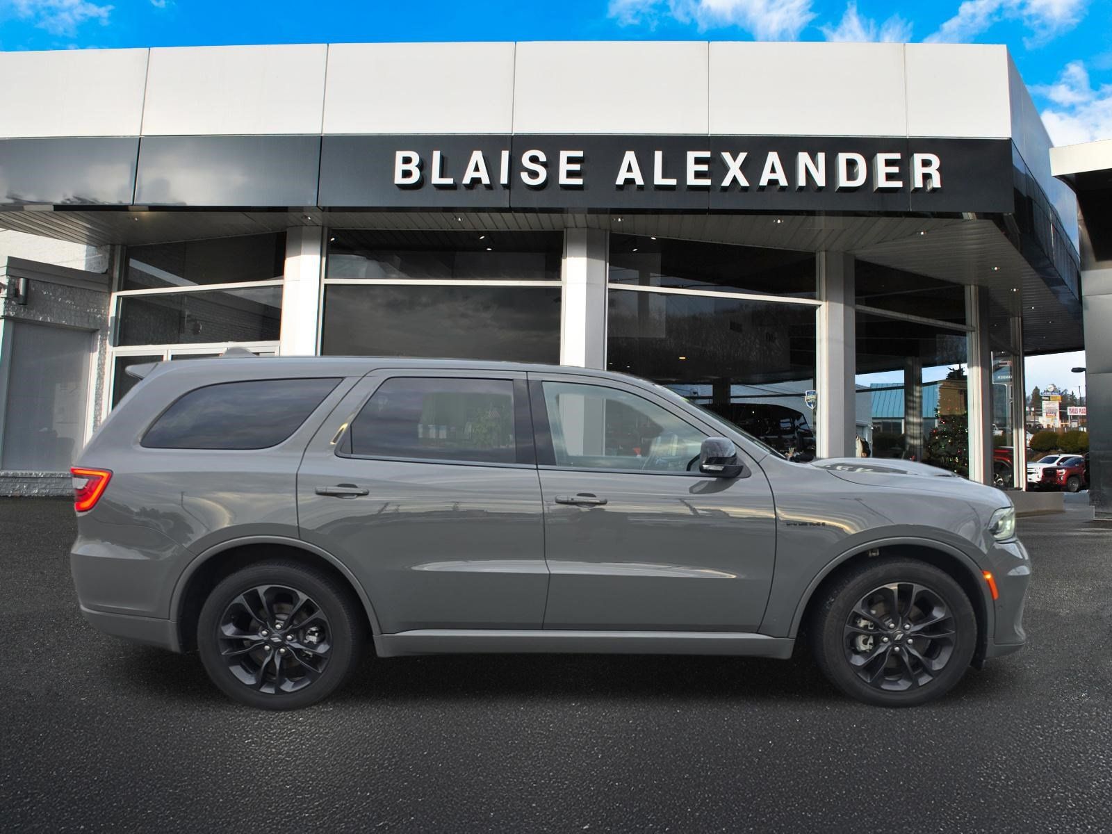 Used 2025 Dodge Durango GT AWD/4WD image 2
