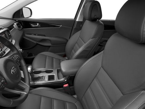 Used 2017 Kia Sorento SX image 12