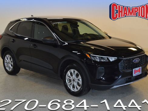 Used 2024 Ford Escape Active image 1