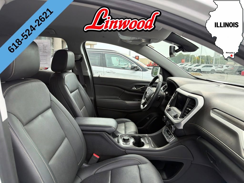Used 2023 GMC Acadia SLT w/ Preferred Package FWD image 7