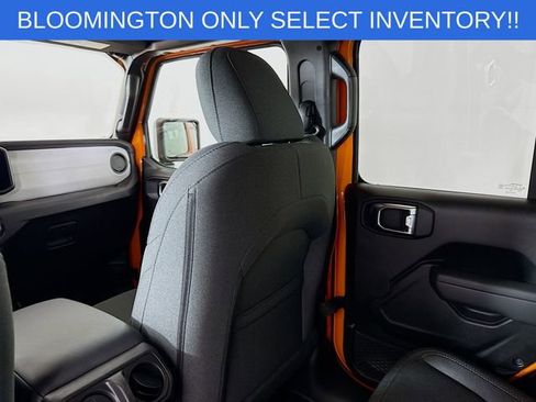 New 2025 Jeep Gladiator Willys image 22