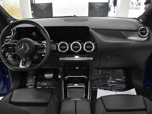 Certified 2024 Mercedes-Benz GLA 35 AMG 4MATIC image 19