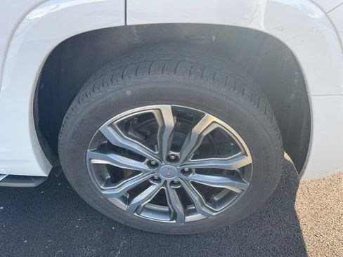 Used 2018 GMC Terrain Denali w/ LPO, 'HIT The Road' Package AWD/4WD image 6