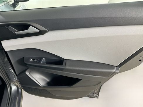 Certified 2023 Volkswagen Taos S FWD image 37