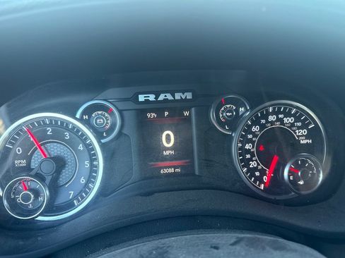 Used 2022 RAM 2500 Tradesman RWD image 15