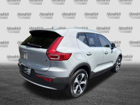Certified 2024 Volvo XC40 B5 Core w/ Climate Package AWD/4WD image 10