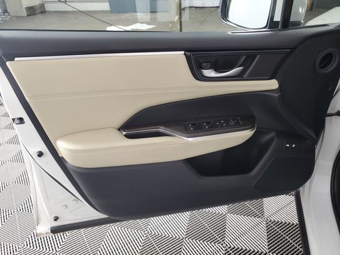 Used 2019 Honda Clarity Base image 27