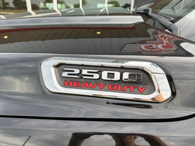 Used 2024 RAM 2500 Tradesman w/ Chrome Appearance Group AWD/4WD image 18