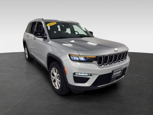 Used 2022 Jeep Grand Cherokee Limited AWD/4WD image 1