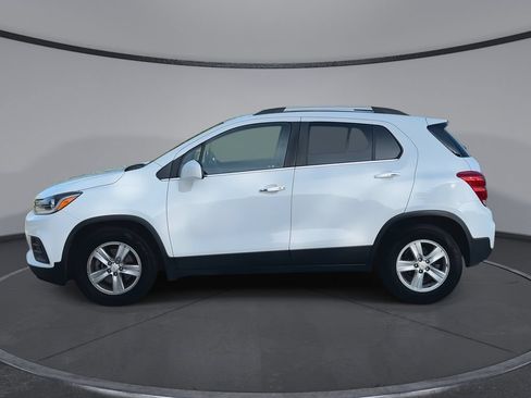 Used 2019 Chevrolet Trax LT w/ LT Convenience Package FWD image 5