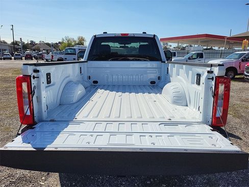 Used 2024 Ford F350 XLT w/ FX4 Off-Road Package image 19