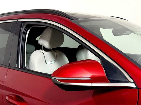 Used 2025 Hyundai Tucson Limited image 30