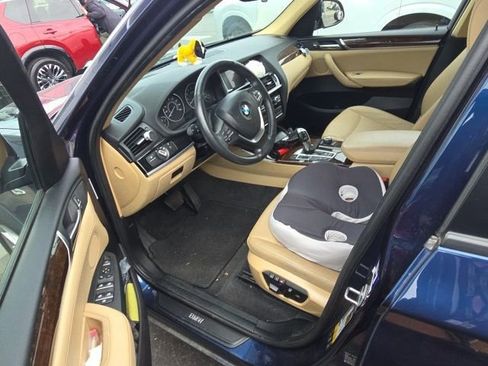 Used 2017 BMW X3 xDrive28i image 12