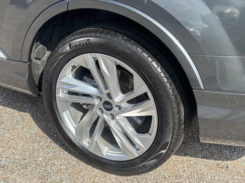 Used 2021 Audi Q7 2.0T Premium Plus w/ Premium Plus Package image 5