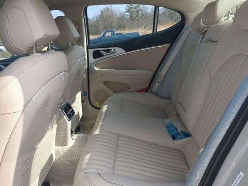 New 2026 Genesis G70 2.5T Prestige image 12