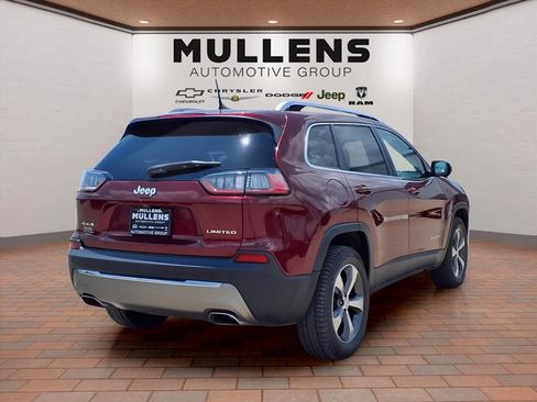 Used 2019 Jeep Cherokee Limited AWD/4WD image 5