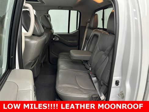 Used 2019 Nissan Frontier SL image 21