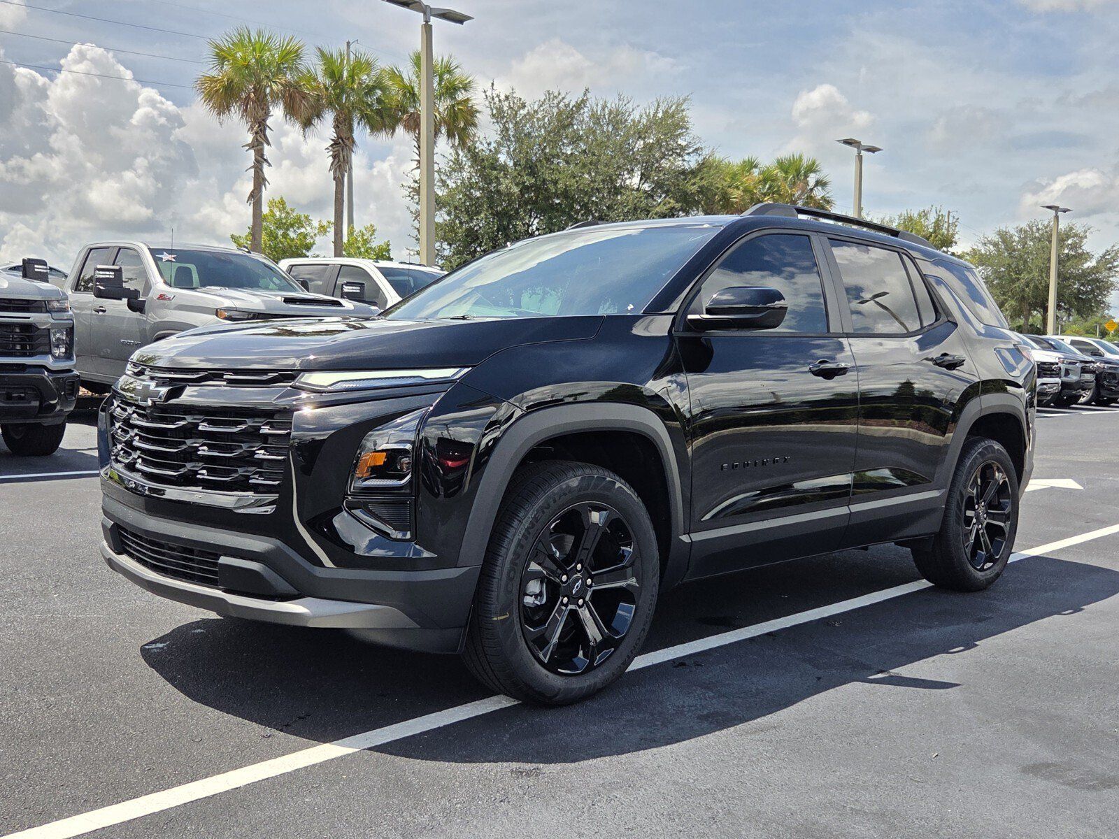 New 2027 Chevrolet Equinox LT FWD image 2