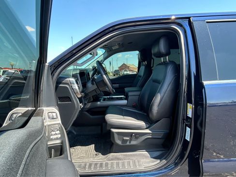 Used 2025 Ford F350 Lariat w/ Lariat Ultimate Package AWD/4WD image 17