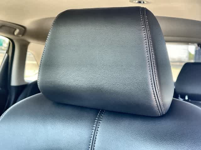 Used 2027 Honda HR-V EX-L image 25