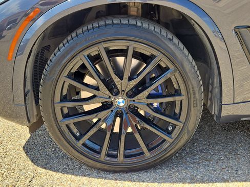 Used 2021 BMW X5 M50i AWD/4WD image 11