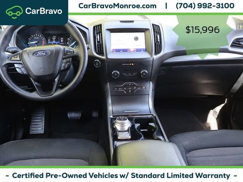 Used 2020 Ford Edge SE w/ Cargo Accessory Package FWD image 16