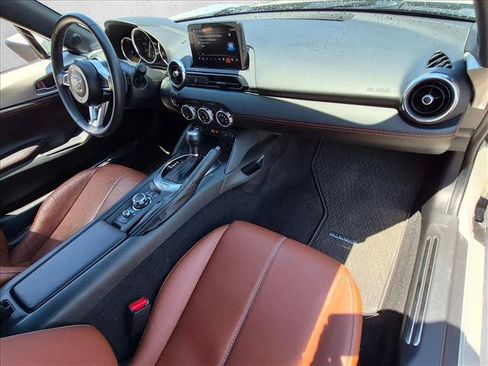 Used 2023 MAZDA MX-5 Miata Grand Touring w/ Weather Package RWD image 18